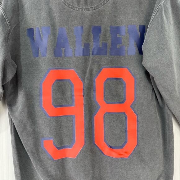 Comfort Colors Distressed Gray Sweatshirt Atlanta Braves Wallen 98 Size Medium - Picture 3 of 5